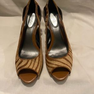 Alfani heels , size 8.5 , new
